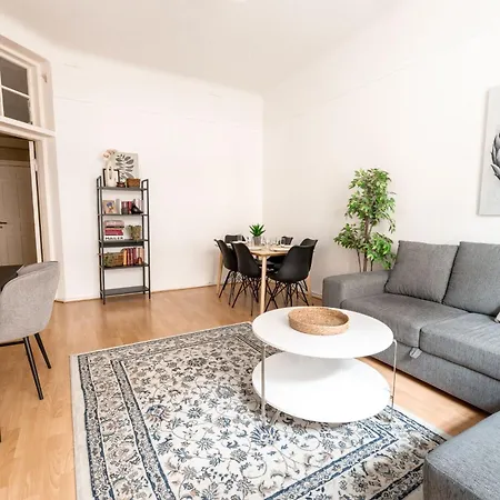 2ndhomes Charming 1br In Yrjoenkatu * ヘルシンキ